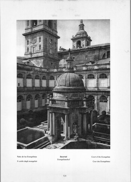 Photo 131: Escorial – Court of the Evangelists