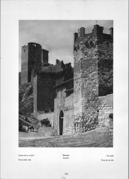 Photo 196: Daroca – City gate