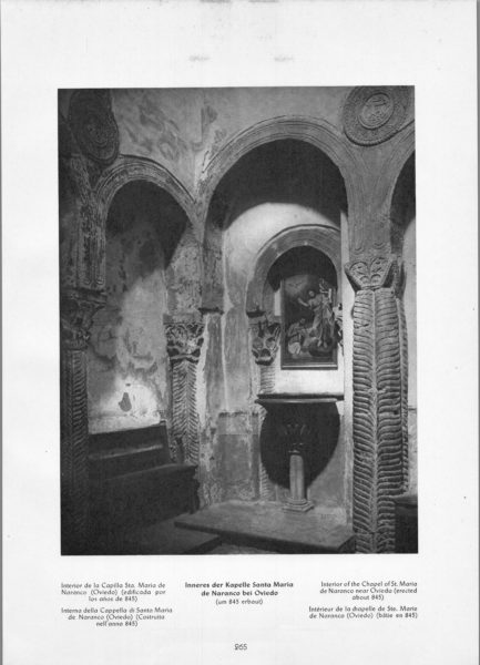 Photo 265: Oviedo Capilla Sta. Maria de Naranco – Altar